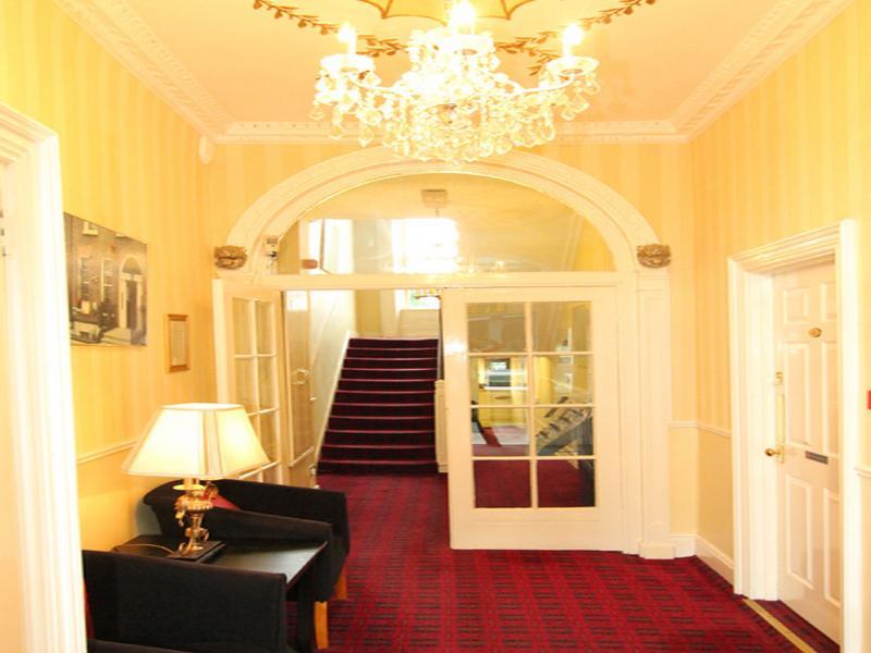Latchfords Self Catering Apartments Дублин Экстерьер фото