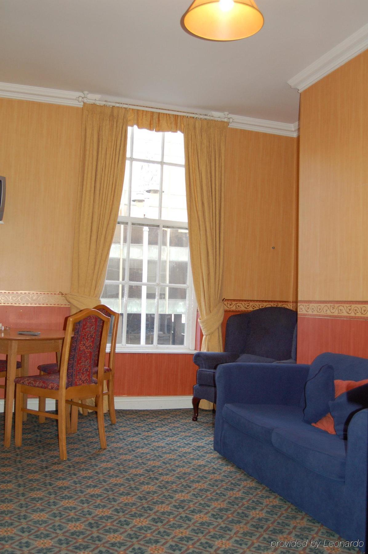 Latchfords Self Catering Apartments Дублин Экстерьер фото