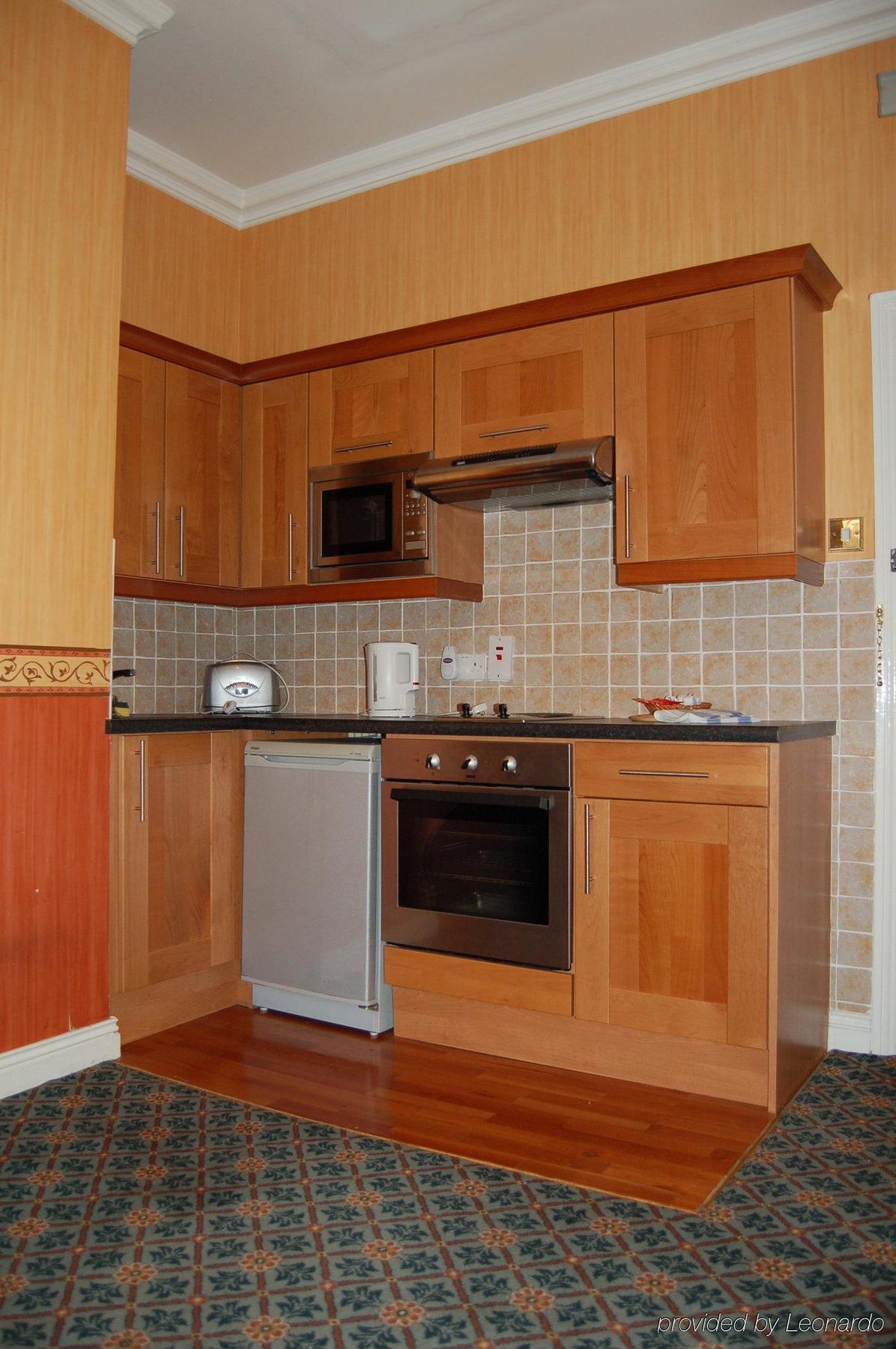 Latchfords Self Catering Apartments Дублин Экстерьер фото